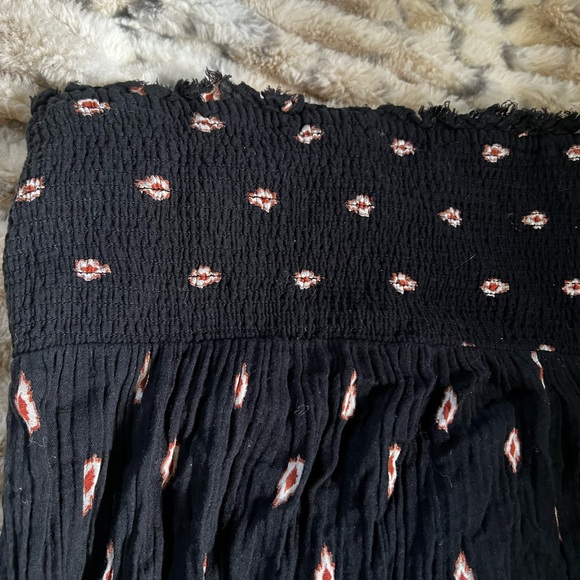 Anthropologie Black and Silver Apparel - Picture 4 of 8